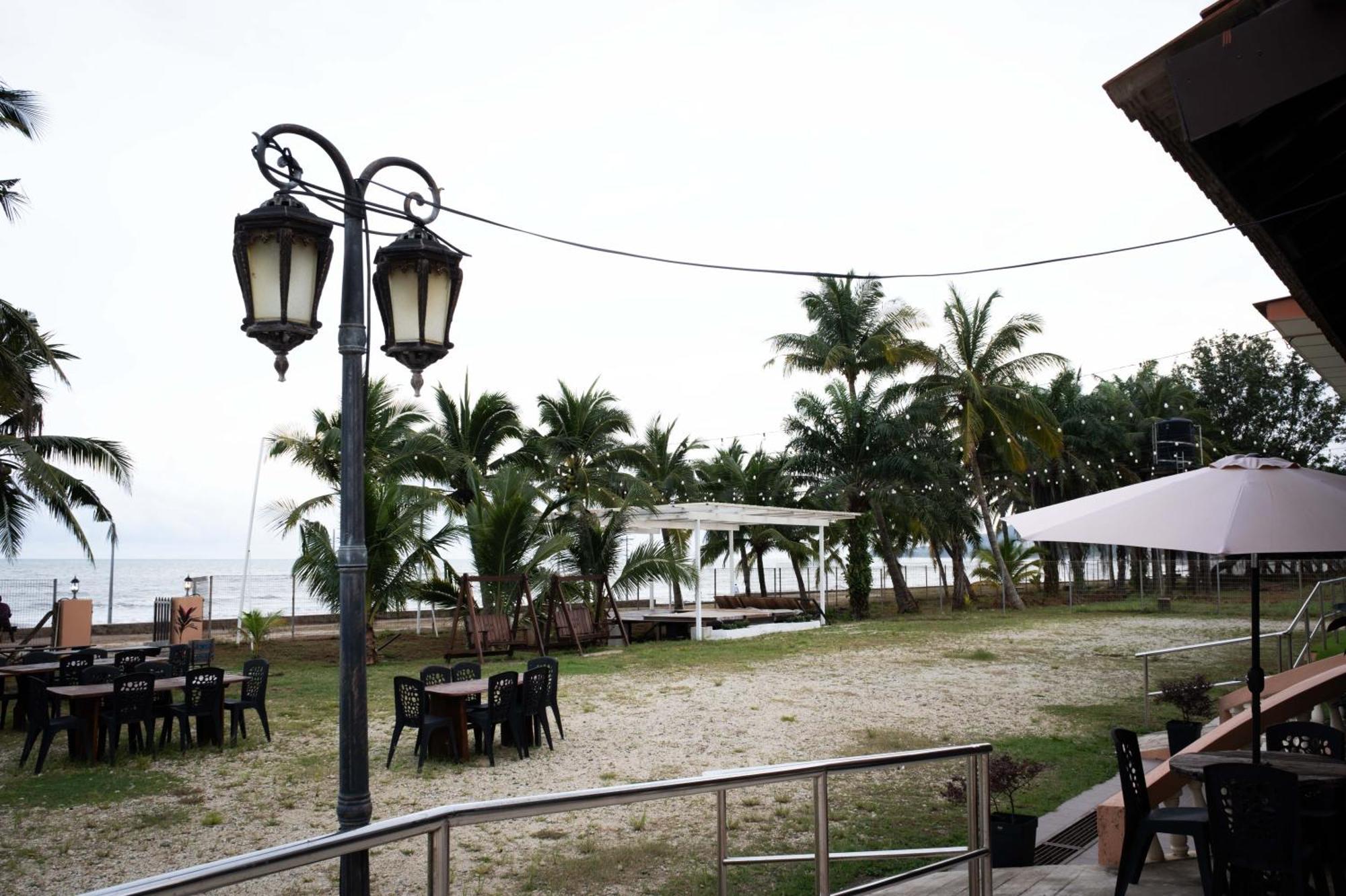 Blackstone Beach Resort 关丹 外观 照片