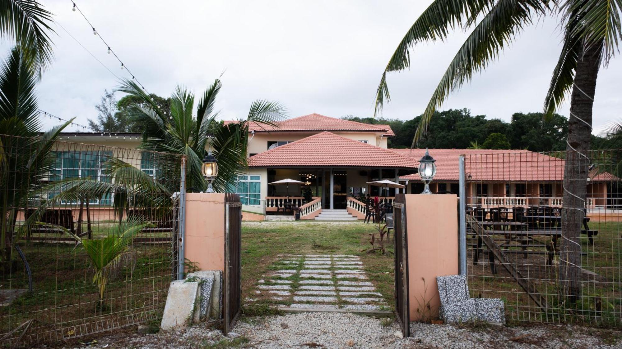 Blackstone Beach Resort 关丹 外观 照片